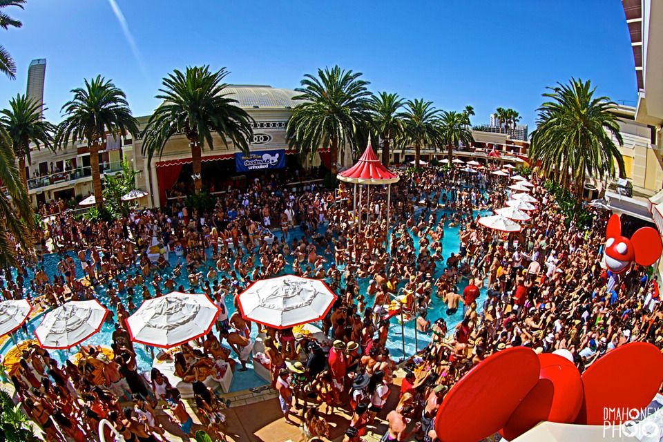 Encore Beach Club Vow